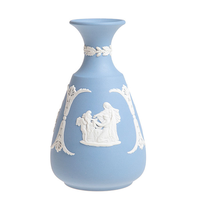 Ваза миниатюрная. Голубой фарфор - бисквит. Wedgwood, Великобритания, конец ХХ века  #1