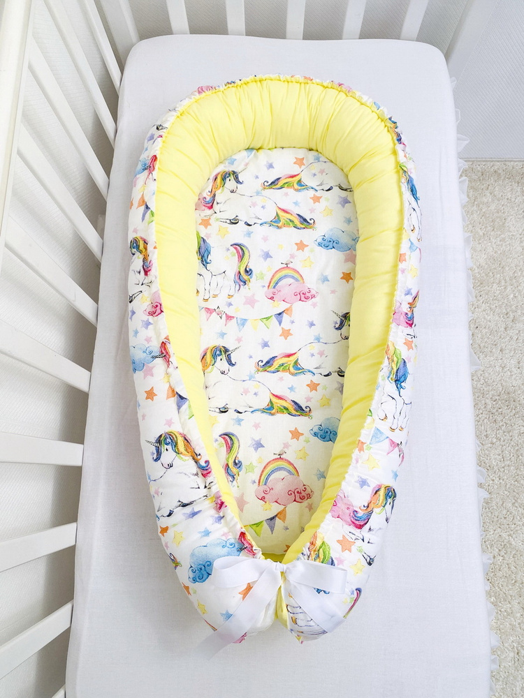 Гнездышко - кокон двухсторонний из хлопка с матрасом для новорожденного 90 см. Желтый, разноцветный "Солнечные #1