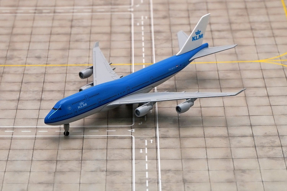 Игрушка копия самолёта Боинг 747 KLM, из металла, 20 см., шасси.  #1