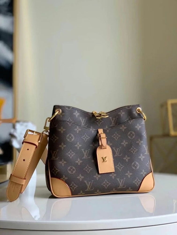 Louis Vuitton Сумка на плечо кросс-боди #1