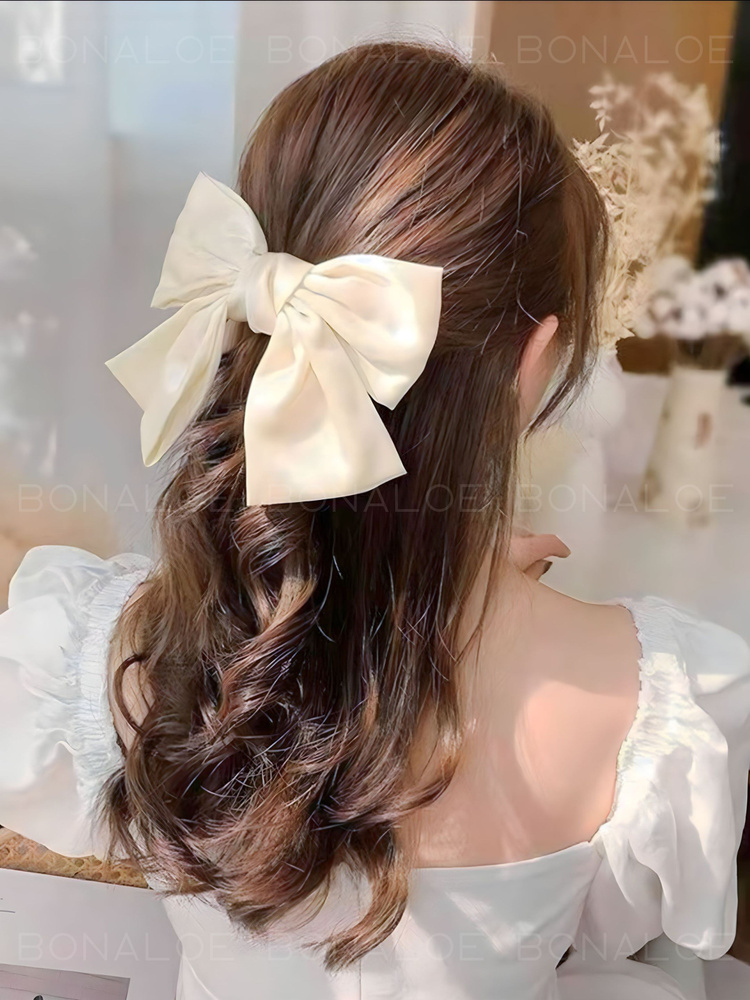 Атласный бант на заколке для волос белый - купить с доставкой по ...