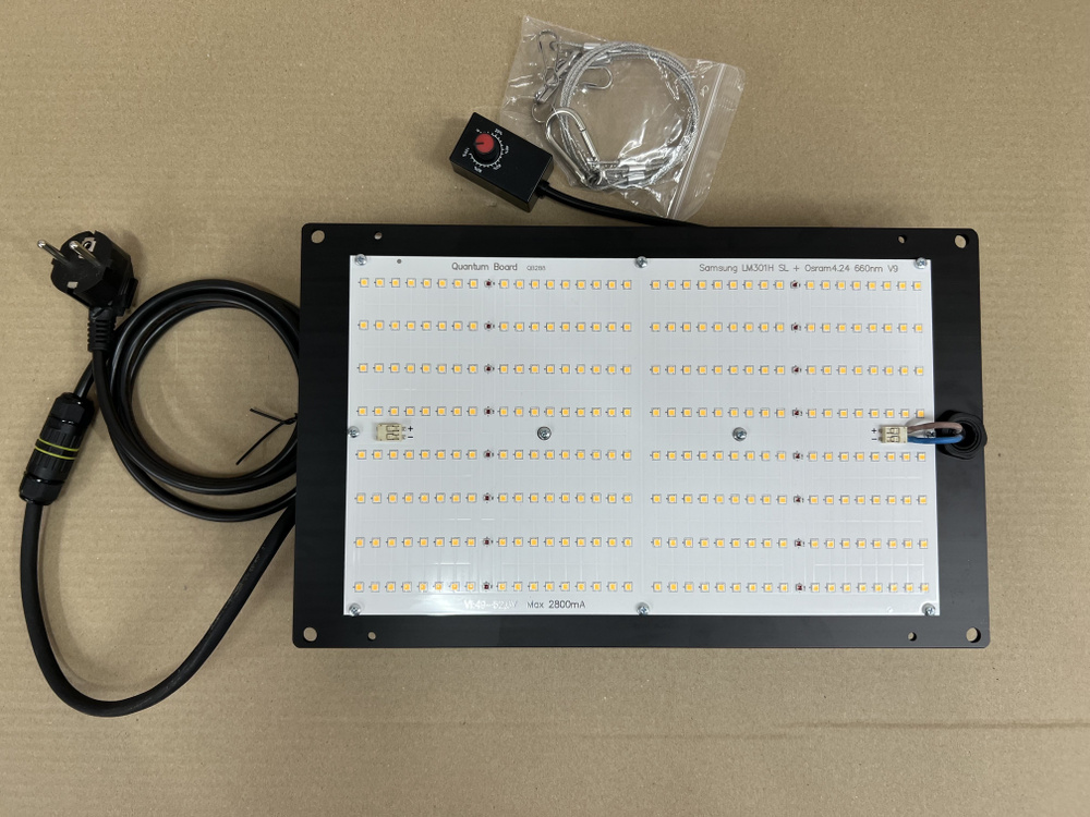 Лампа для растений Квантум Борд quantum board 120 w ватт lm301h 3500K osram 660  #1