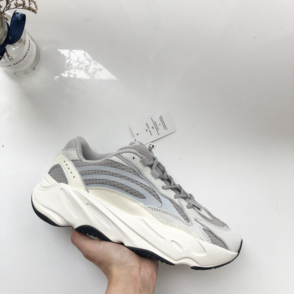 Adidas yeezy 700 womens silver online