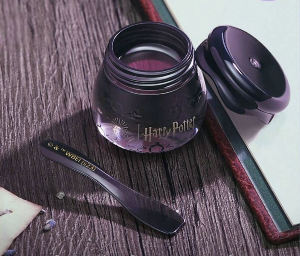 Увлажняющий бальзам для губ Harry Potter #1