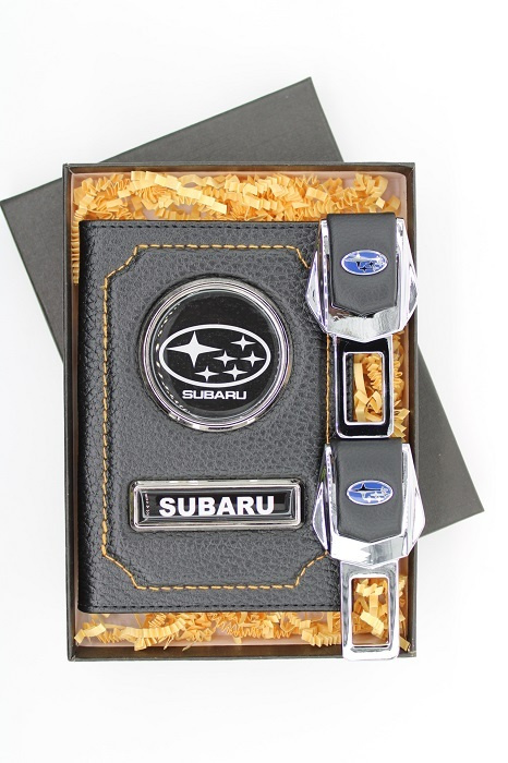 Набор автомобилиста. Подарочный набор автомобилисту "Subaru" Субару, обложка для автодокументов + заглушки #1