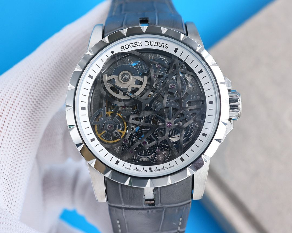 ROGER DUBUIS Часы наручные Кварцевые #1