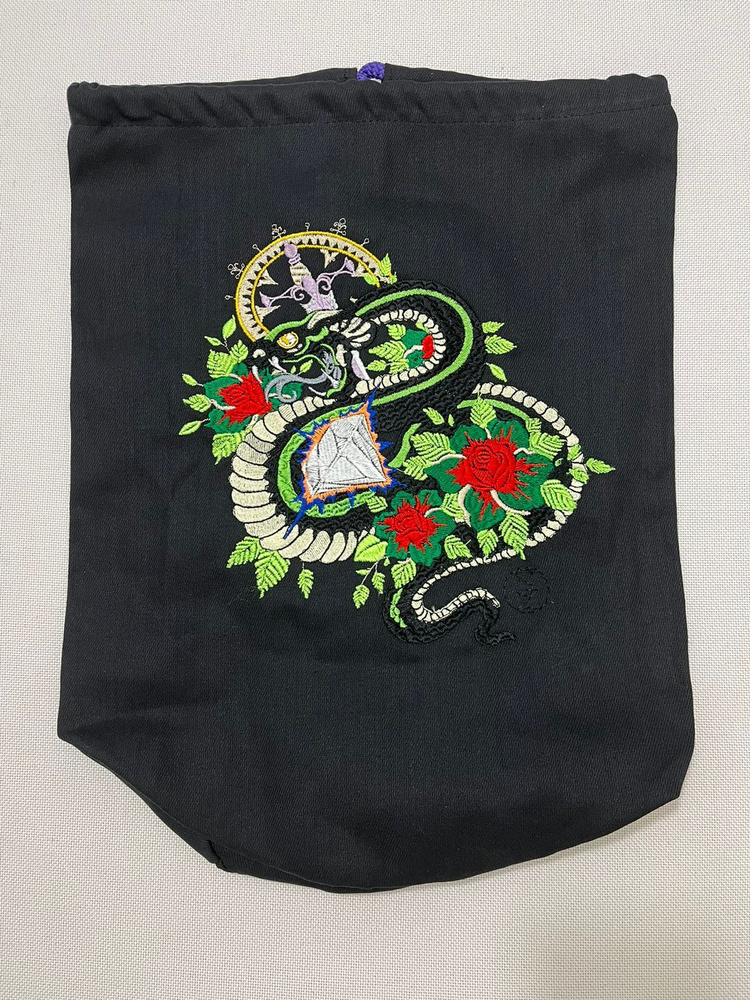 Рюкзак с вышивкой / ЗМЕЯ С РОЗАМИ / Мешок / 40 см (cm) х 35 см (cm) / Custom bag with embroidery / Bag #1