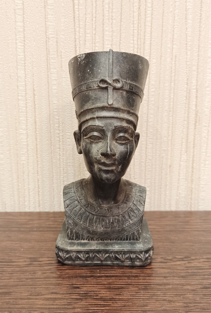 Статуэтка "Царица Египта Нефертити, серия Древние Раскопки, цвет камень", высота 15см  #1
