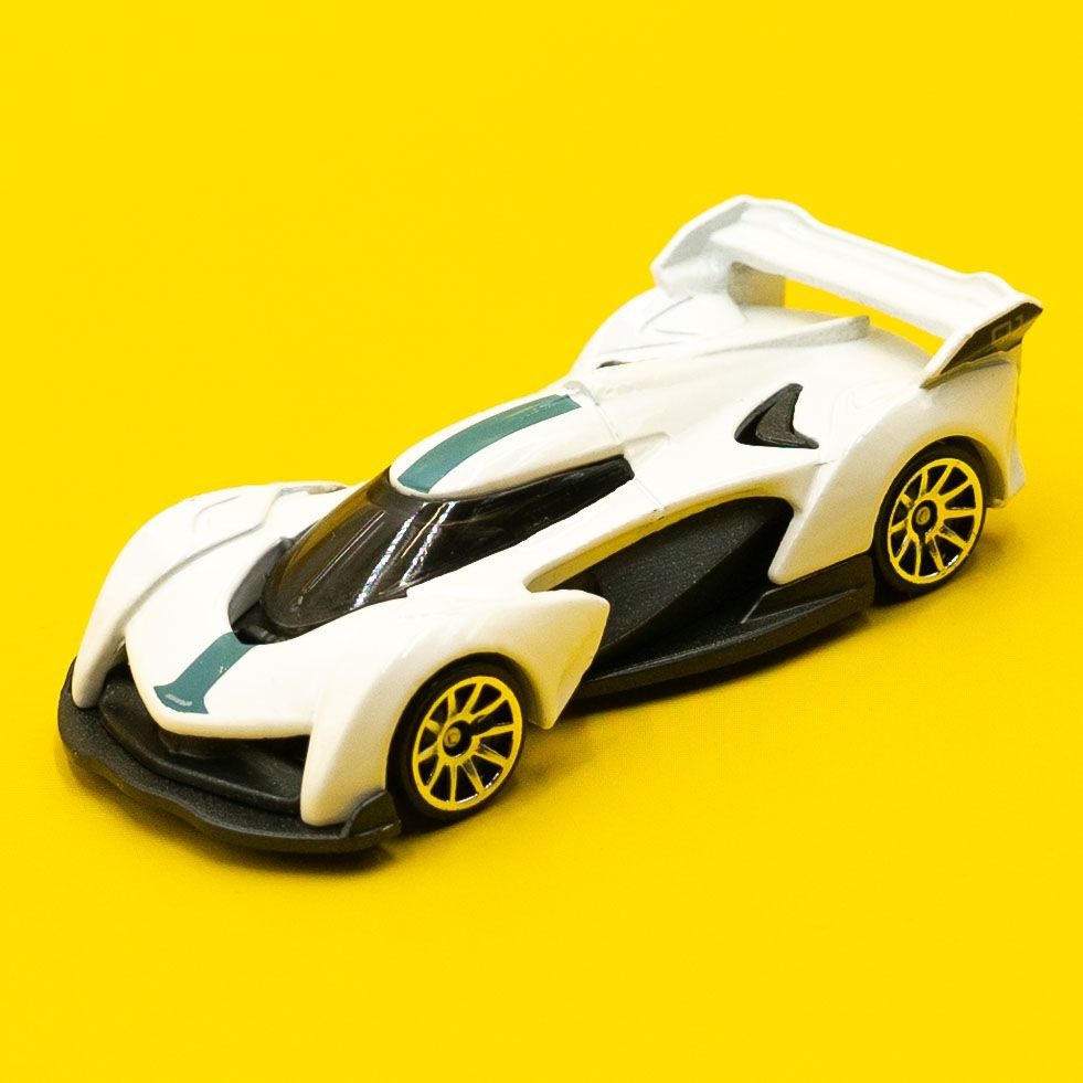 Машинка Hot Wheels McLaren Solus GT Коллекционная. Кейс A 2024 #1