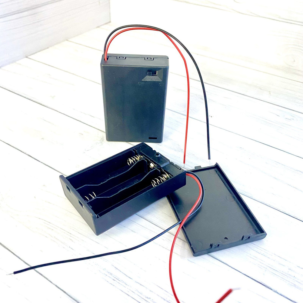 Батарейный отсек 3 батарейки АА с крышкой и выключателем - купить с ...