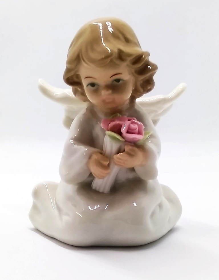 Статуэтка фигурка Ангел с букетом 9см фарфор, фарфоровые статуэтки ангела, статуэтки для интерьера белая, #1
