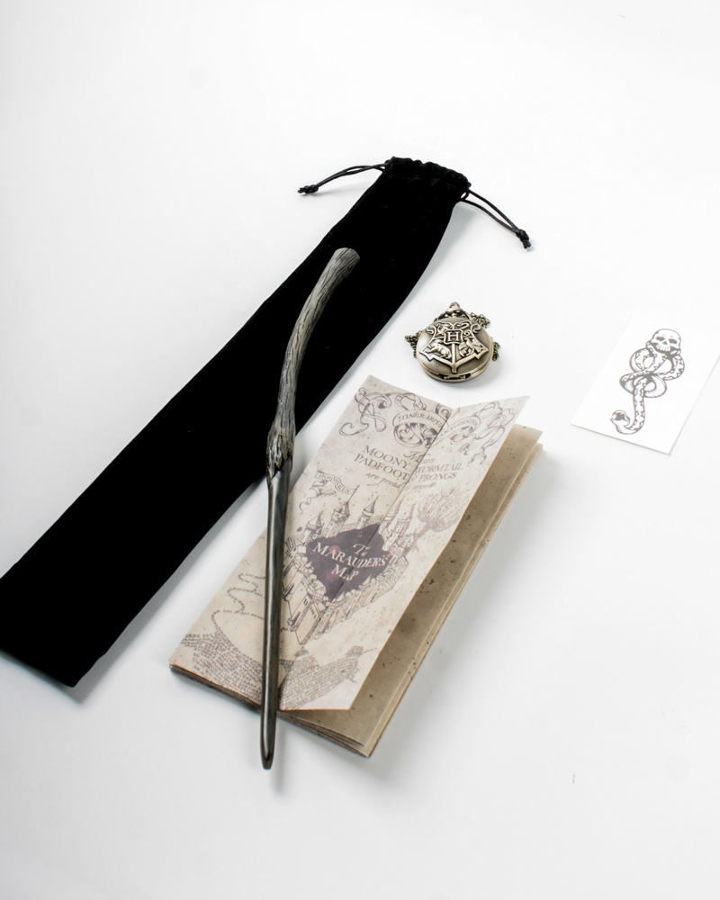 Волшебная палочка Беллатрисы Лестрейндж в мешке + Кулон Часы Хогвартс + Карта мародеров + Переводное #1