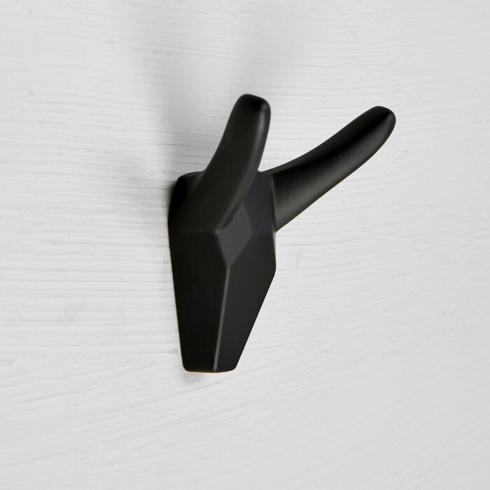 Крючок мебельный Cappio HORN, двухрожковый, цвет черный #1