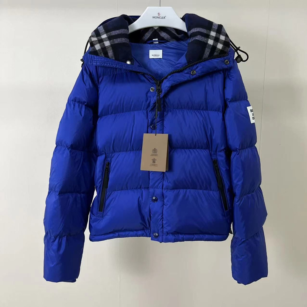 Burberry hooded puffer outlet jacket