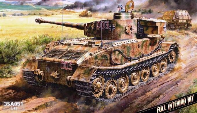 35A051 Amusing Hobby Танк Tiger P (003) ( с интерьером и циммеритом) 1/35 #1