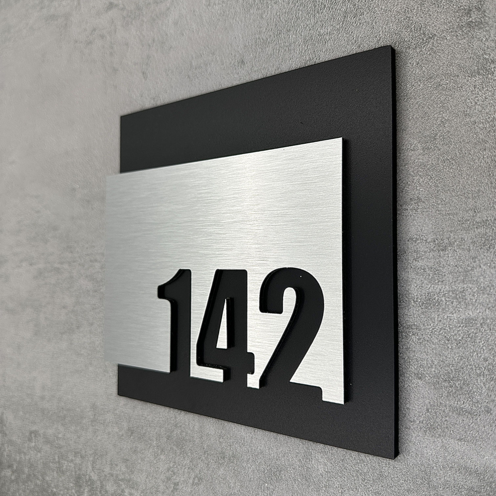 Цифры на дверь квартиры, табличка самоклеящаяся номер 142, 15х12см, царапанное серебро  #1