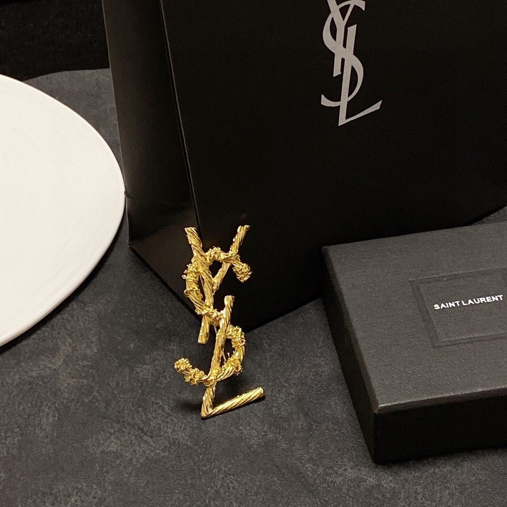 Yves Saint Laurent Брошь #1