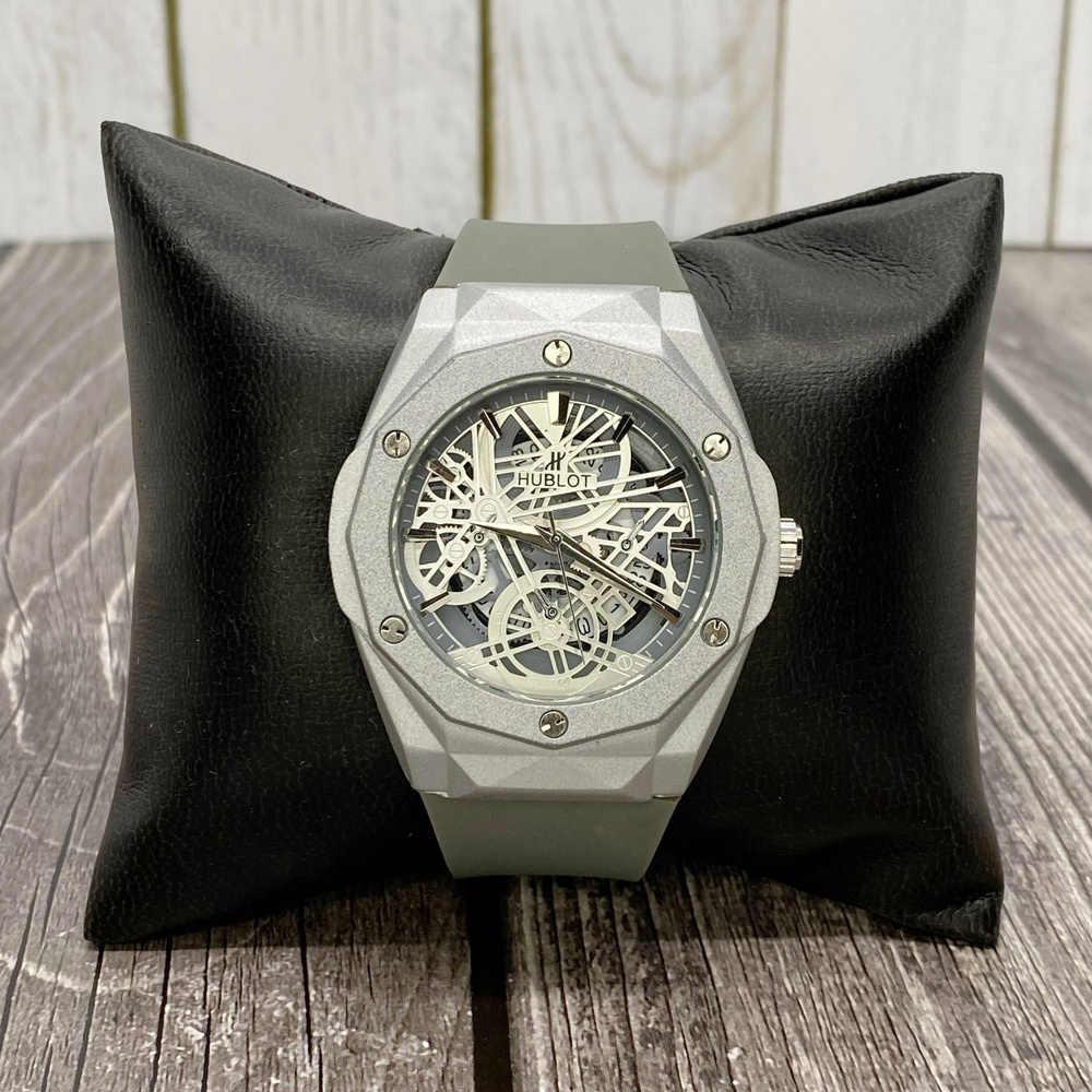 HUBLOT Часы наручные Кварцевые Hublot #1