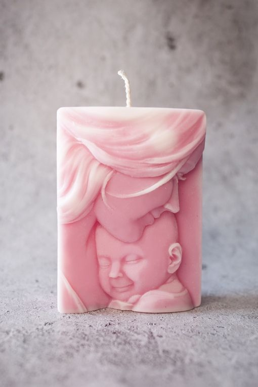Можно ли зажигать свечу над спящим ребенком?