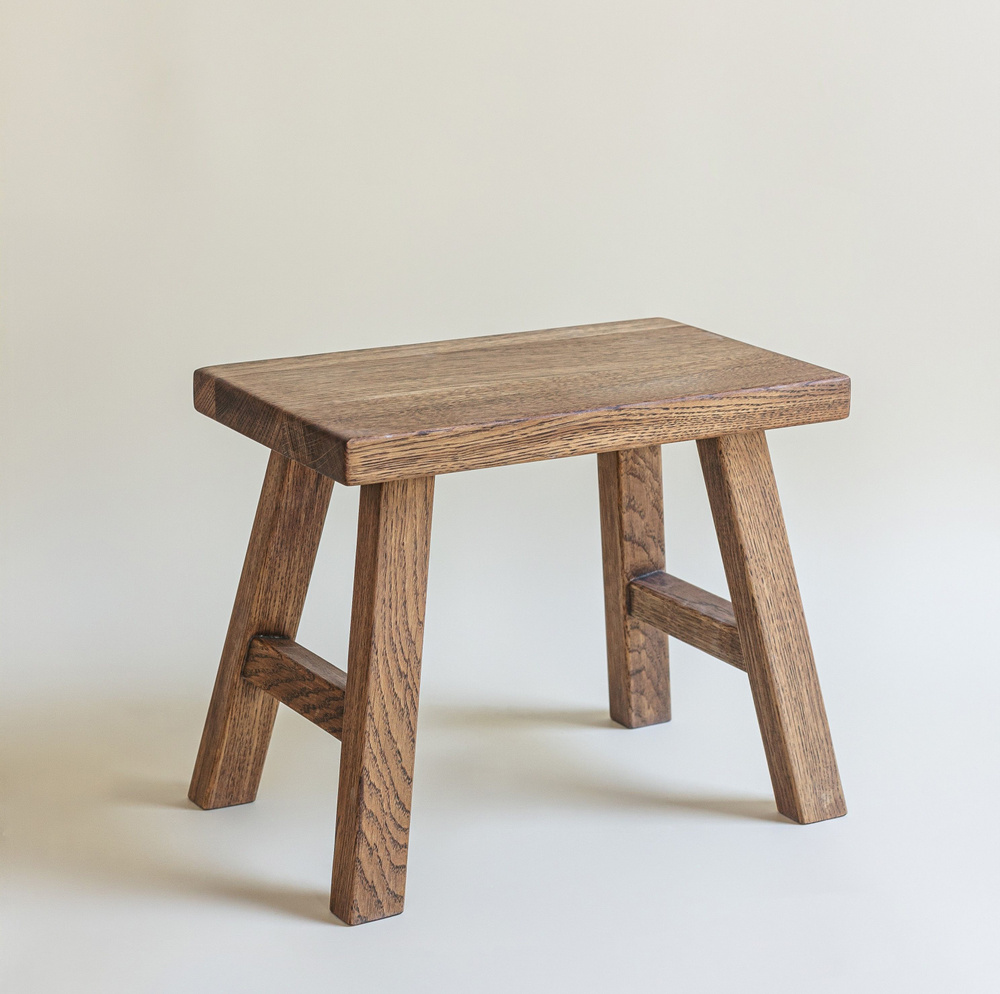 Табурет дубовый Wood Rood "Бейби" / стул без спинки из массива дуба для кухни ванной дачи бани сауны #1