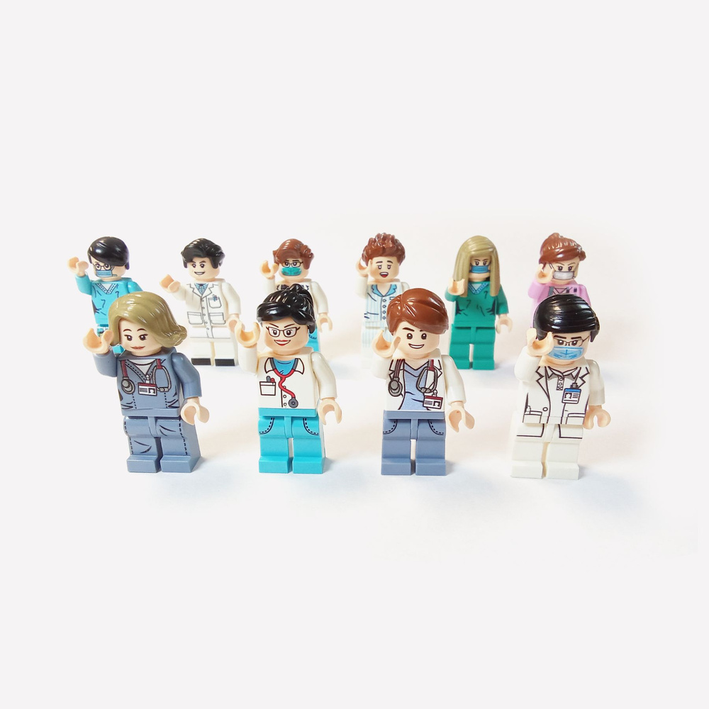 Набор медицинских фигурок 10 шт - врачи, доктора, медсестры, медбратья  #1