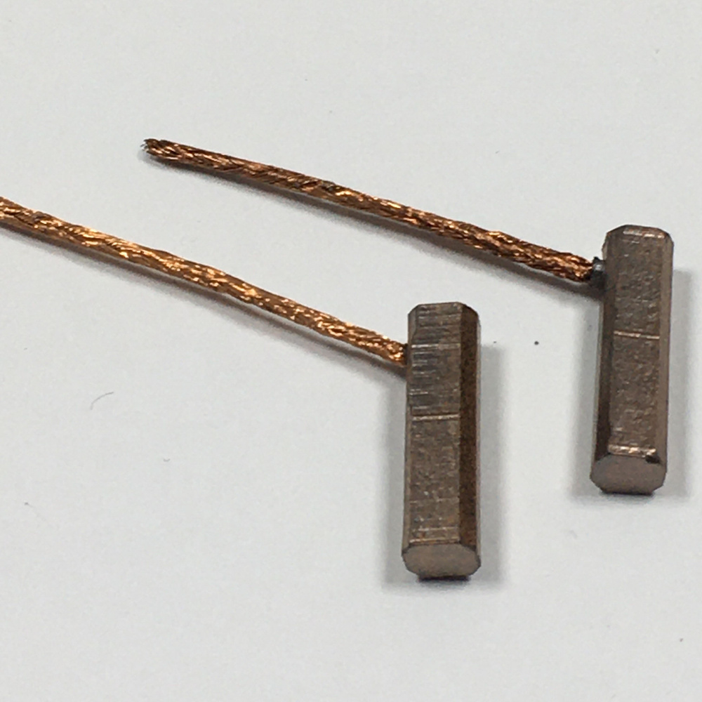 Щетки мотора отопителя 4*4*14,8 комплект с возможной доработкой по ...