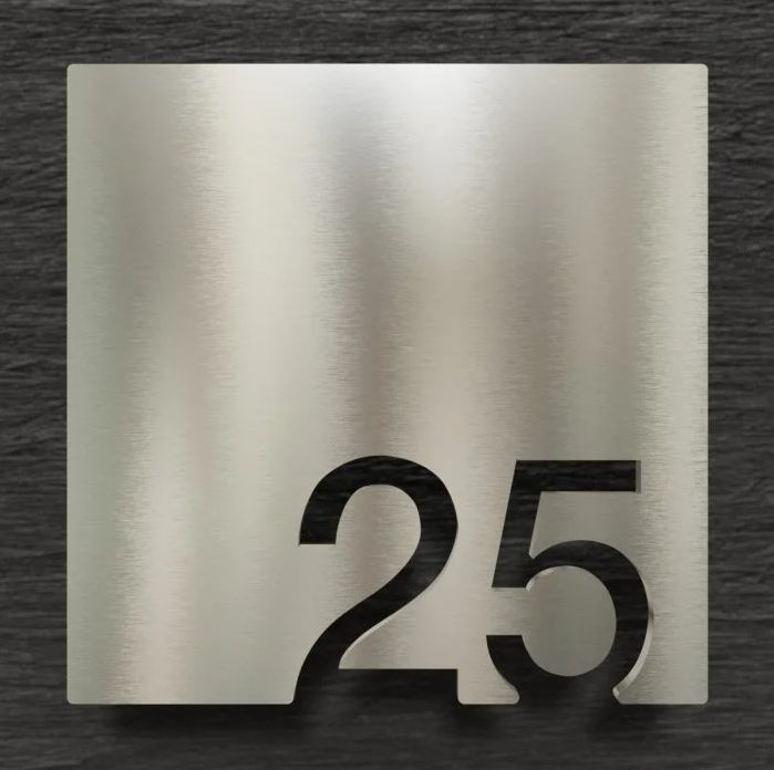 Номер квартиры 25 металлическая табличка на дверь #1