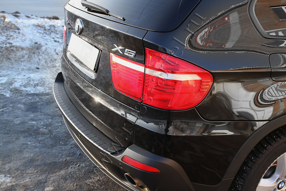 Накладка на задний бампер для БМВ Е70 рестайлинг 2010-2013, BMW X5 E70 рестайлинг накладка на задний #1