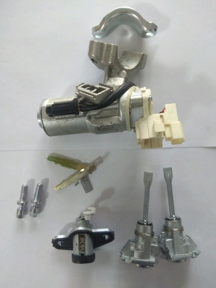 Замок зажигания с комплектом ключей и личинок Lifan Solano (620) 1.8 ...