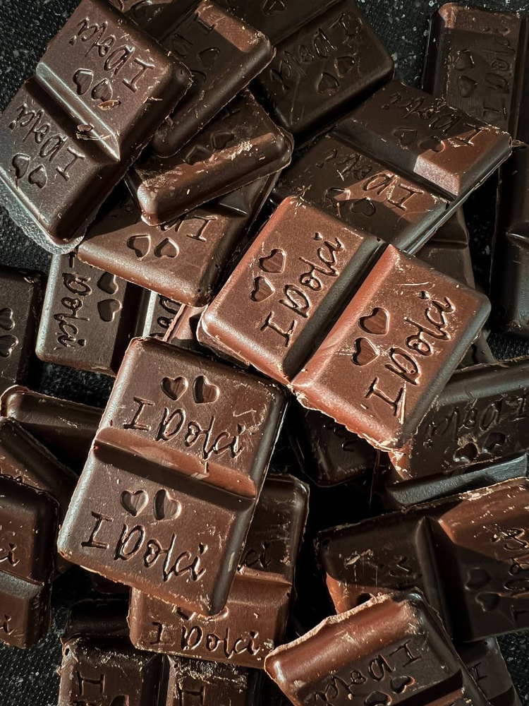 Шоколад тёмный 70% на какао-крупке, 500гр Семейной мануфактуры I Dolci  #1