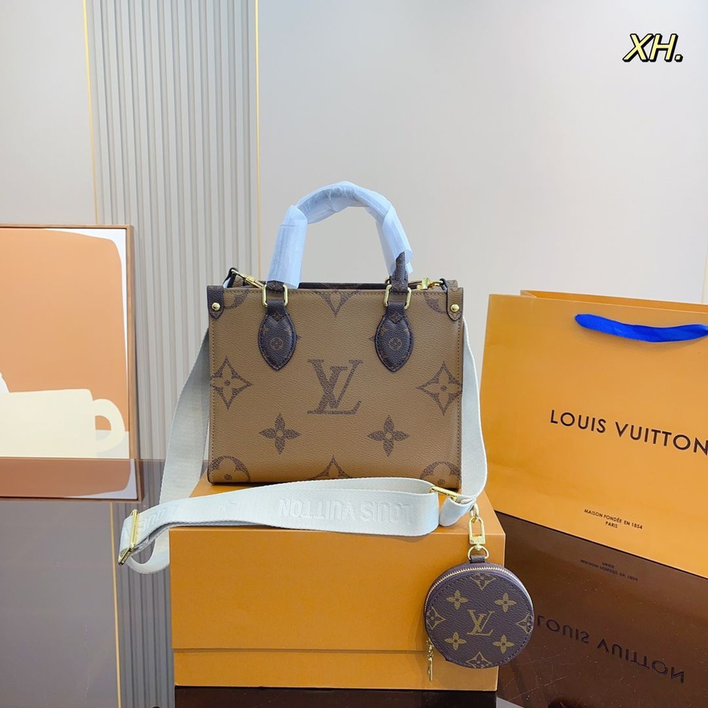 Louis Vuitton Сумка на плечо мешок #1