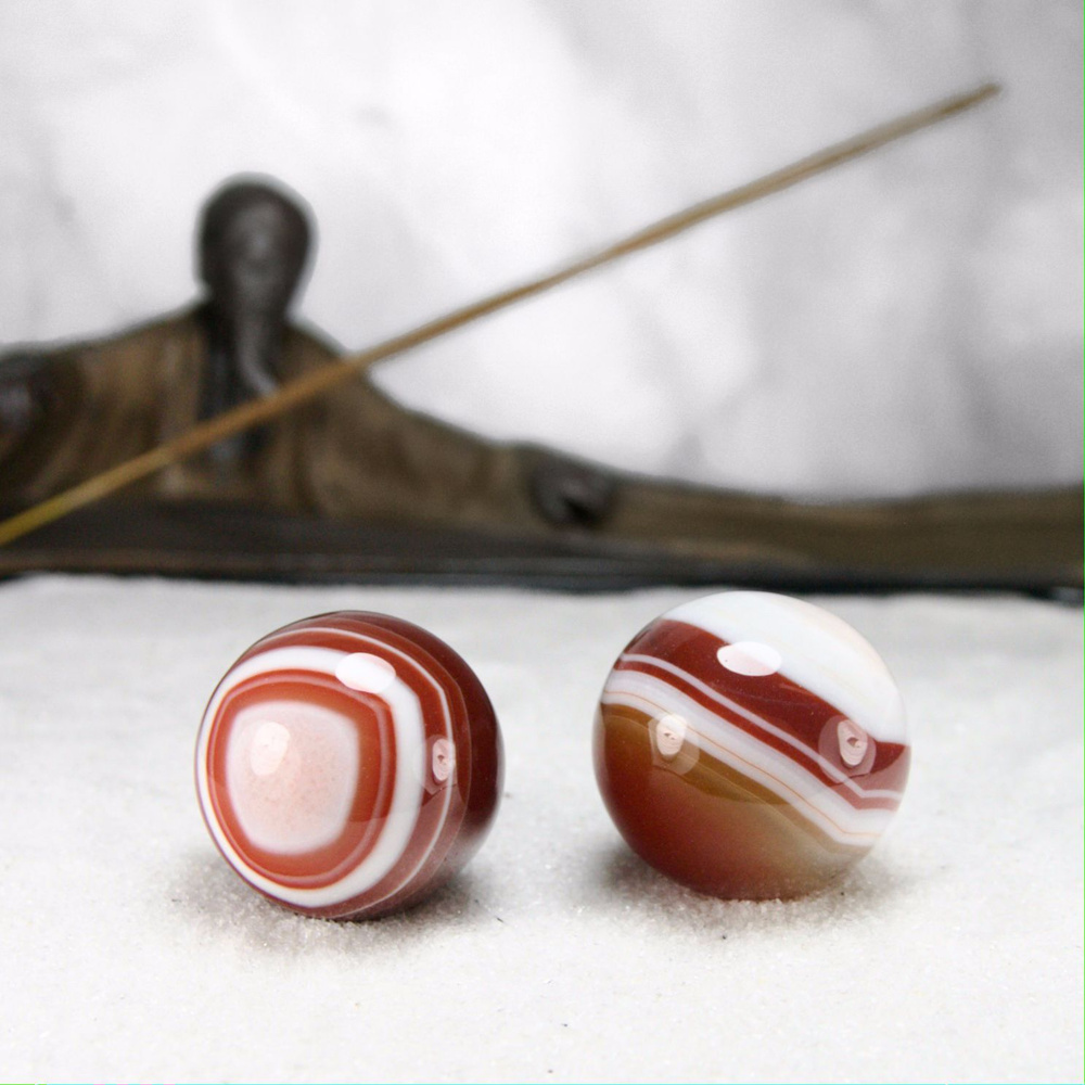 Массажные шары Баодинг Сердолик - диаметр 28-30 мм, натуральный камень, 2 шт - для стоунтерапии, здоровья #1