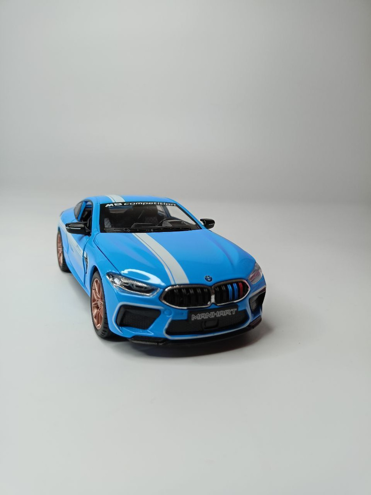 Модель автомобиля BMW M8 коллекционная металлическая игрушка масштаб 1:24 голубой  #1