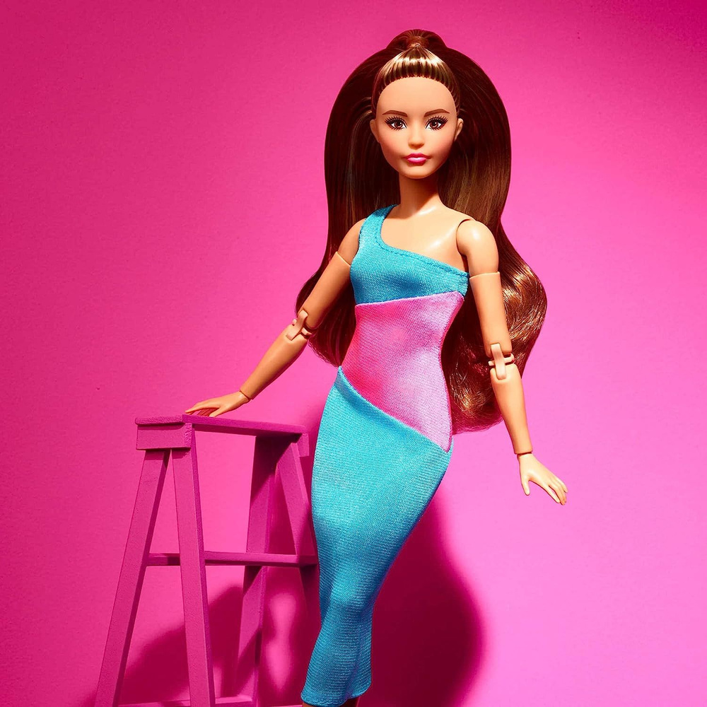Кукла Barbie Looks Брюнетка серия Безграничные движения #1