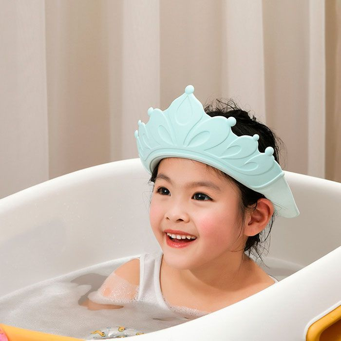 Шапочка козырек детский защитный для купания, мытья головы, стрижки "Корона" , регулируемый с застежкой, #1
