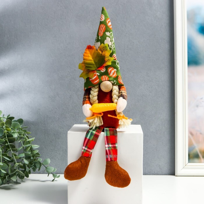 Кукла интерьерная "Бабуля в колпаке с листьями, с кукурузой" длинные ножки 35х6х7 см  #1