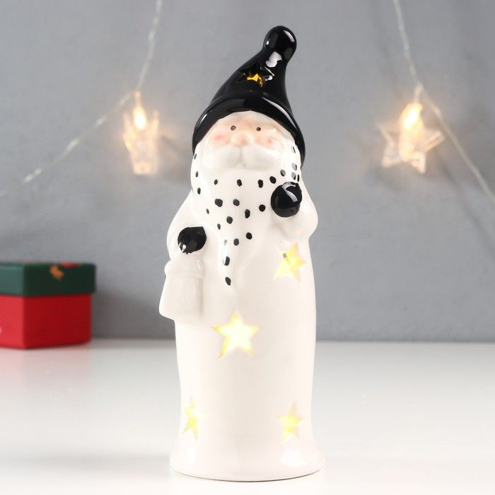Сувенир керамика свет .Дед Мороз, чёрный колпак, борода в горох, с фонарём .17,8х6,2х6,2 см 762031 . #1
