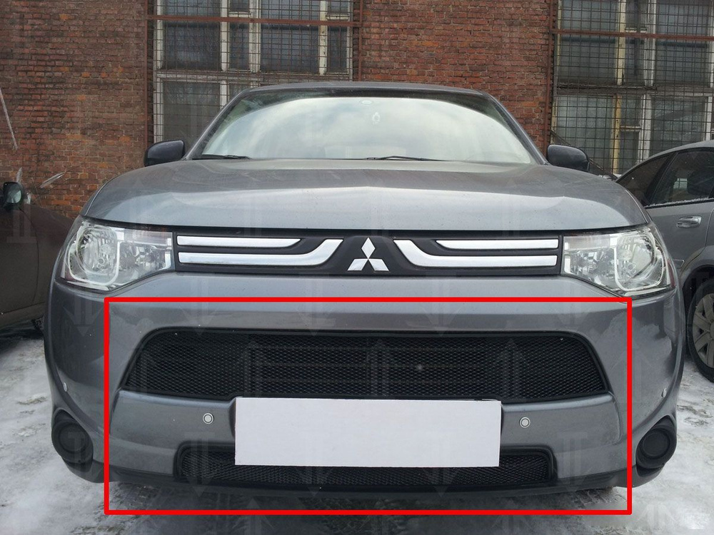 Защита радиатора черная для Mitsubishi Outlander (2012-2014) (2 части) / съемная защитная сетка Мицубиси #1