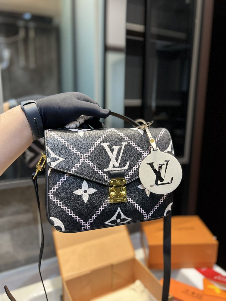 Louis Vuitton Сумка на плечо тоут #1