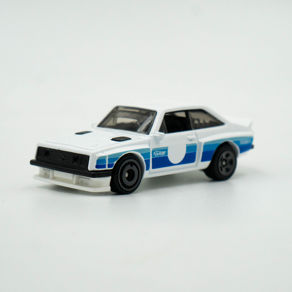 Машинка Hot Wheels Ford Escort RS2000 Коллекционная #1