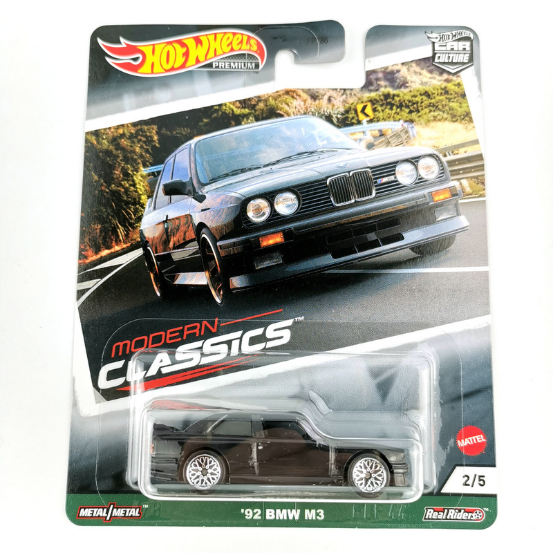 Машинка коллекционная Hot Wheels FPY86 92 BMW M3 #1