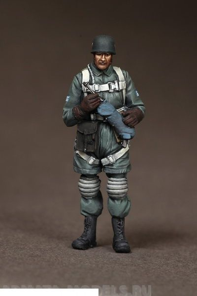 Военно-историческая миниатюра Soga Miniatures 35114SOGA Officer Fallschirmj?ger at the airfield.  #1