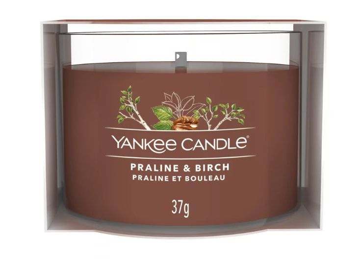 Yankee Candle Свеча ароматическая "Пралине и береза", 4 см х 5 см, 1 шт  #1