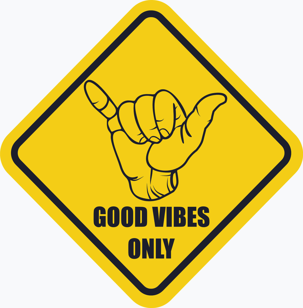 Знак декоративный "Good vibes only" (32х32 см., пластик). Картина в подарок / декор для детской комнаты #1