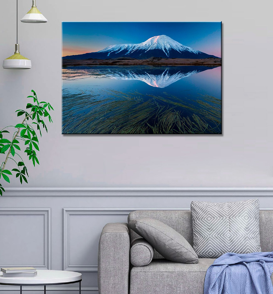 Картина на холсте для интерьера Камчатка, Вулкан Ключевская сопка, природа 40х60  #1