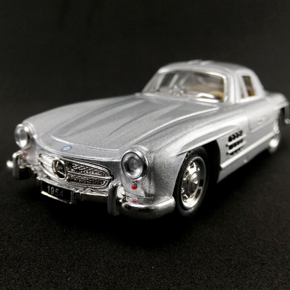 Металлическая машинка Мерседес 300СЛ Mercedes-Benz 300SL 1954 Kinsmart 1:36 5346DKT инерционная, цвет #1