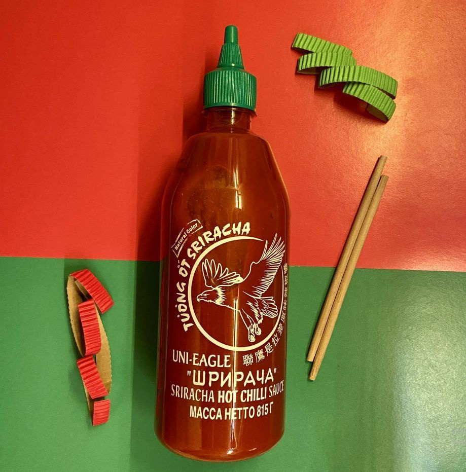 Uni-Eagle cоус "Шрирача/Shriracha Hot Chilli Sauce" (0,815кг/740мл) пласт. бут. (Тайланд)  #1