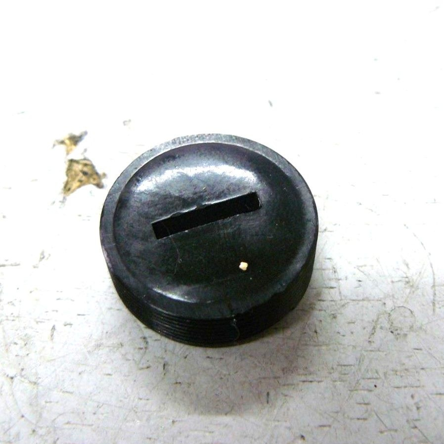 2 шт. Крышка щеткодержателя для пилы отрезной ЗУБР ЗПО-355-2200  #1