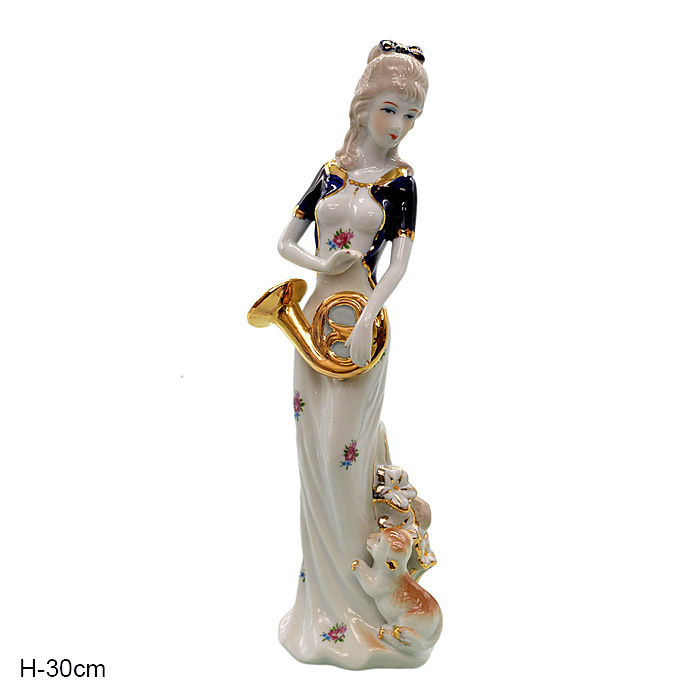 Фарфоровая статуэтка Девушка с валторной, 30 см Фарфор #1