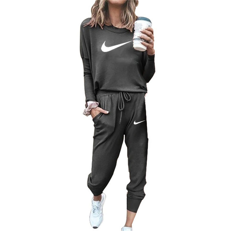 Костюм спортивный Nike #1